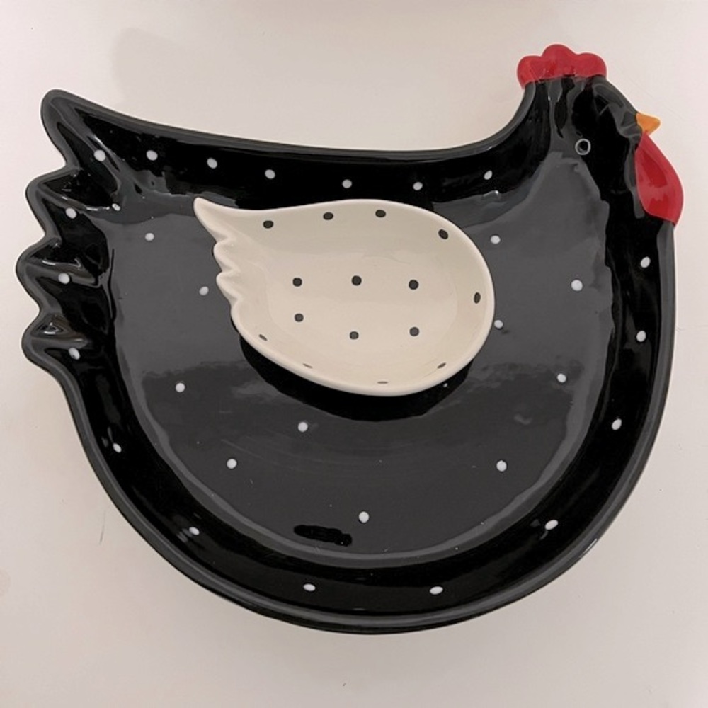 NIB Boston Warehouse Hen House
Chicken Chip and Dip Platter